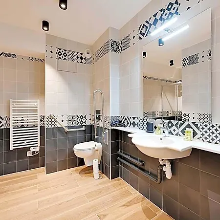 Charming Flat With Rooftop - 1br4p- Vanvesparc 3* פריז